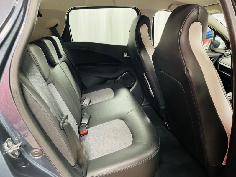 RENAULT ZOE
