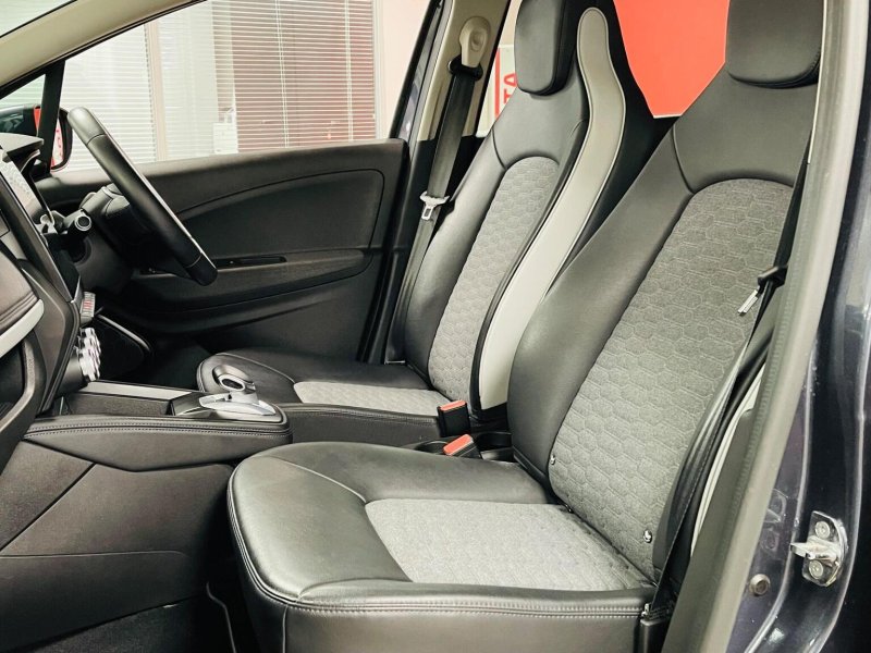 RENAULT ZOE