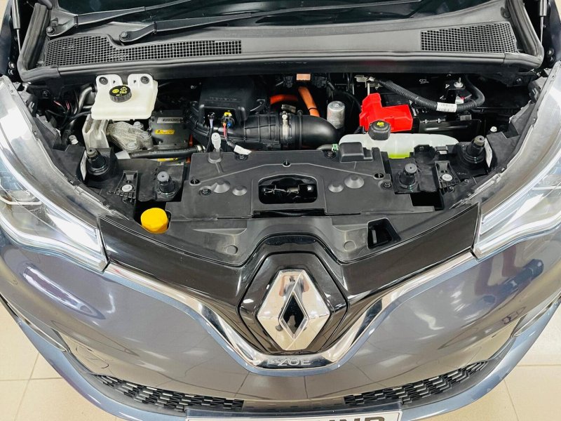 RENAULT ZOE