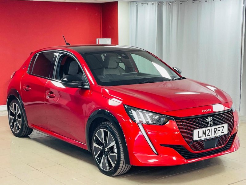 PEUGEOT E-208