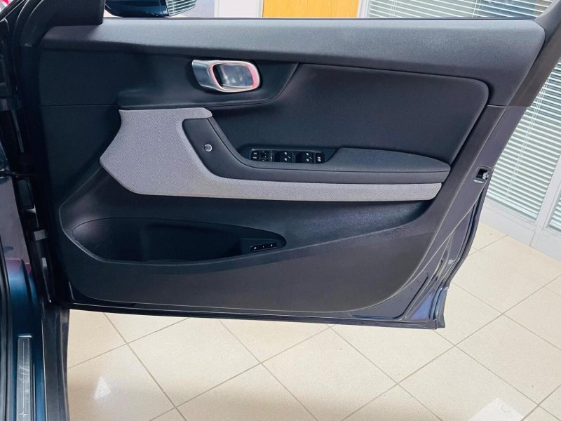 POLESTAR POLESTAR 2