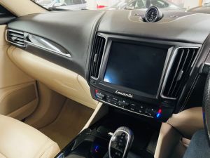 MASERATI LEVANTE D V6 - 7304 - 20