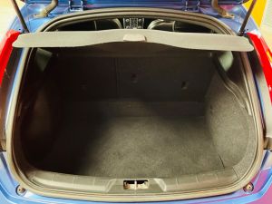 VOLVO V40 T3 R-DESIGN NAV PLUS - 7377 - 6