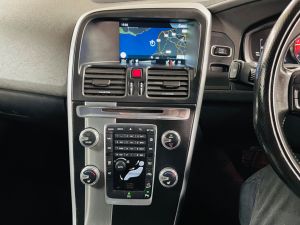 VOLVO XC60 D5 R-DESIGN LUX NAV AWD - 7364 - 22