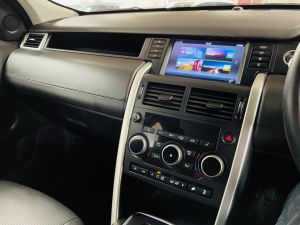 LAND ROVER DISCOVERY SPORT TD4 HSE LUXURY - 7378 - 28