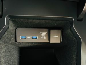 LAND ROVER DISCOVERY SPORT R-DYNAMIC HSE MHEV - 7410 - 21