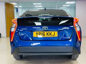 TOYOTA PRIUS VVT-I BUSINESS EDITION PLUS - 7384 - 41