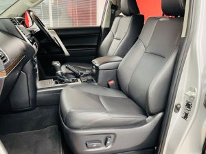 TOYOTA LAND CRUISER D-4D INVINCIBLE - 7391 - 9
