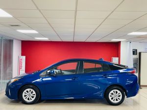 TOYOTA PRIUS VVT-I BUSINESS EDITION PLUS - 7384 - 43