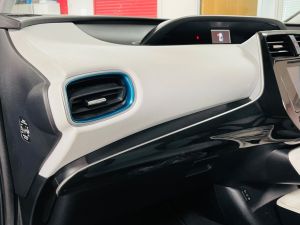TOYOTA PRIUS VVT-I BUSINESS EDITION PLUS - 7384 - 9