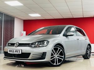 VOLKSWAGEN GOLF GTD DSG - 7414 - 1