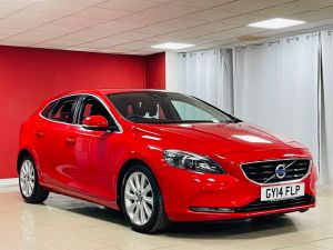 VOLVO V40 T4 SE LUX NAV - 7352 - 29