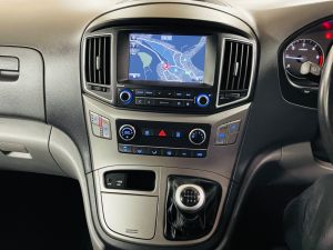 HYUNDAI I800 CRDI SE NAV - 7404 - 28