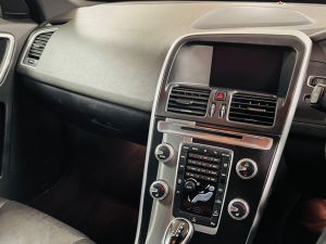 VOLVO XC60 D5 R-DESIGN LUX NAV AWD - 7364 - 16
