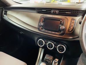 ALFA ROMEO GIULIETTA TB MULTIAIR DISTINCTIVE - 7355 - 18