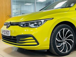 VOLKSWAGEN GOLF LIFE TSI - 7361 - 33