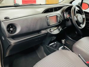 TOYOTA YARIS VVT-I DESIGN - 7403 - 7