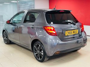 TOYOTA YARIS VVT-I DESIGN M-DRIVE S - 7313 - 39
