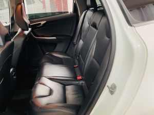 VOLVO XC60 D5 SE LUX NAV AWD - 7328 - 40