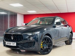 MASERATI LEVANTE D V6 - 7304 - 7