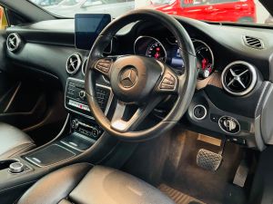 MERCEDES A-CLASS A 180 D SPORT PREMIUM - 7374 - 17