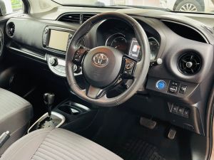 TOYOTA YARIS VVT-I DESIGN - 7403 - 10
