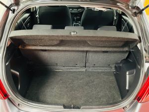 TOYOTA YARIS VVT-I DESIGN M-DRIVE S - 7313 - 8