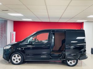 FORD TRANSIT COURIER LIMITED TDCI - 6848 - 30