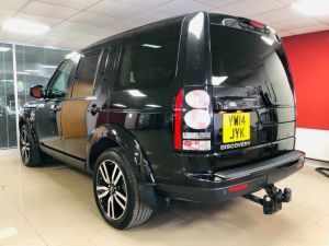 LAND ROVER DISCOVERY SDV6 HSE - 6180 - 32