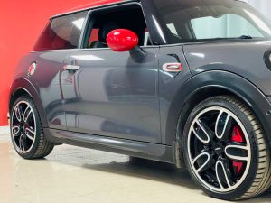 MINI HATCH JOHN COOPER WORKS - 7358 - 32