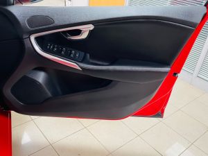 VOLVO V40 D3 R-DESIGN LUX NAV - 7347 - 17