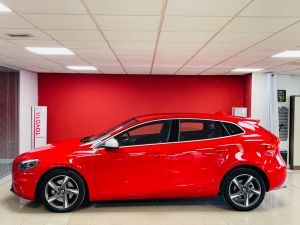 VOLVO V40 D3 R-DESIGN LUX NAV - 7347 - 45