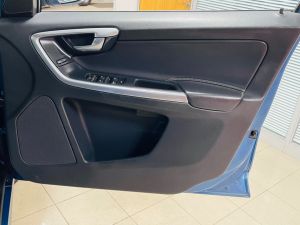 VOLVO XC60 D5 R-DESIGN LUX NAV AWD - 7364 - 13