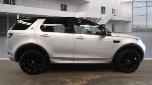 LAND ROVER DISCOVERY SPORT TD4 HSE LUXURY - 7396 - 9