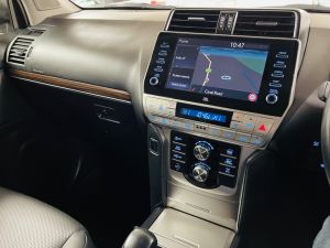 TOYOTA LAND CRUISER D-4D INVINCIBLE - 7391 - 21