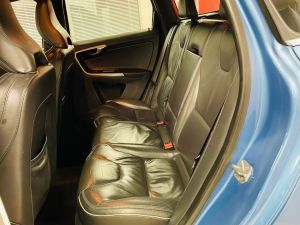 VOLVO XC60 D5 R-DESIGN LUX NAV AWD - 7364 - 2
