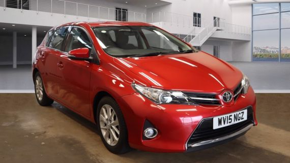 Used TOYOTA AURIS in Aberdare for sale