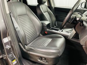 LAND ROVER DISCOVERY SPORT TD4 HSE LUXURY - 7378 - 19