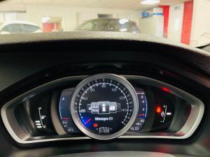 VOLVO V40 T3 R-DESIGN NAV PLUS - 7377 - 19