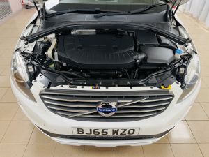 VOLVO XC60 D5 SE LUX NAV AWD - 7328 - 24