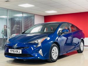 TOYOTA PRIUS VVT-I BUSINESS EDITION PLUS - 7384 - 38