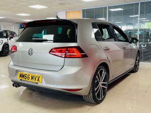 VOLKSWAGEN GOLF GTD DSG - 7414 - 36