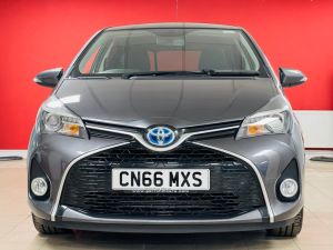 TOYOTA YARIS VVT-I DESIGN M-DRIVE S - 7313 - 32