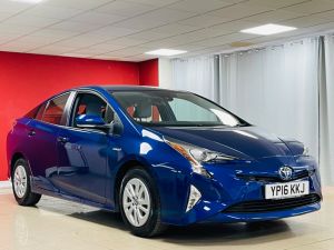 TOYOTA PRIUS VVT-I BUSINESS EDITION PLUS - 7384 - 34