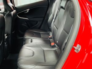 VOLVO V40 T4 SE LUX NAV - 7352 - 8