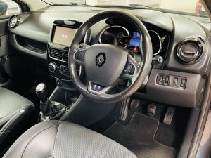 RENAULT CLIO SIGNATURE NAV TCE - 7341 - 11