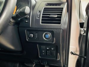 TOYOTA LAND CRUISER D-4D INVINCIBLE - 7391 - 14