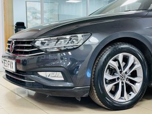 VOLKSWAGEN PASSAT SE NAV TDI DSG - 7362 - 37