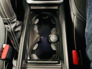 VOLVO V40 T3 R-DESIGN NAV PLUS - 7377 - 23