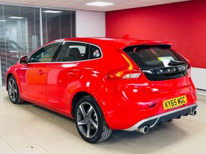 VOLVO V40 D3 R-DESIGN LUX NAV - 7347 - 44